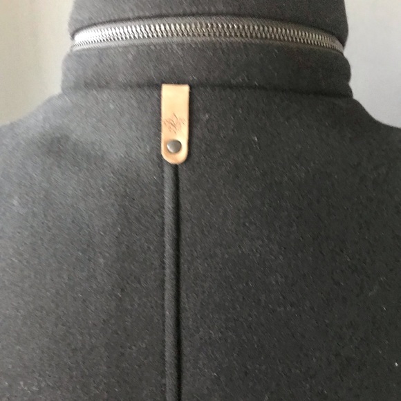 MACKAGE wool blend coat with leather features size M - Picture 3 of 10